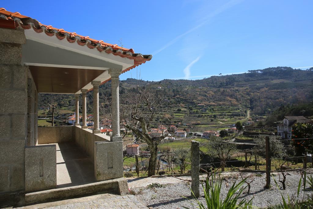 מלון Loivos da Ribeira Casa Do Escoivo מראה חיצוני תמונה